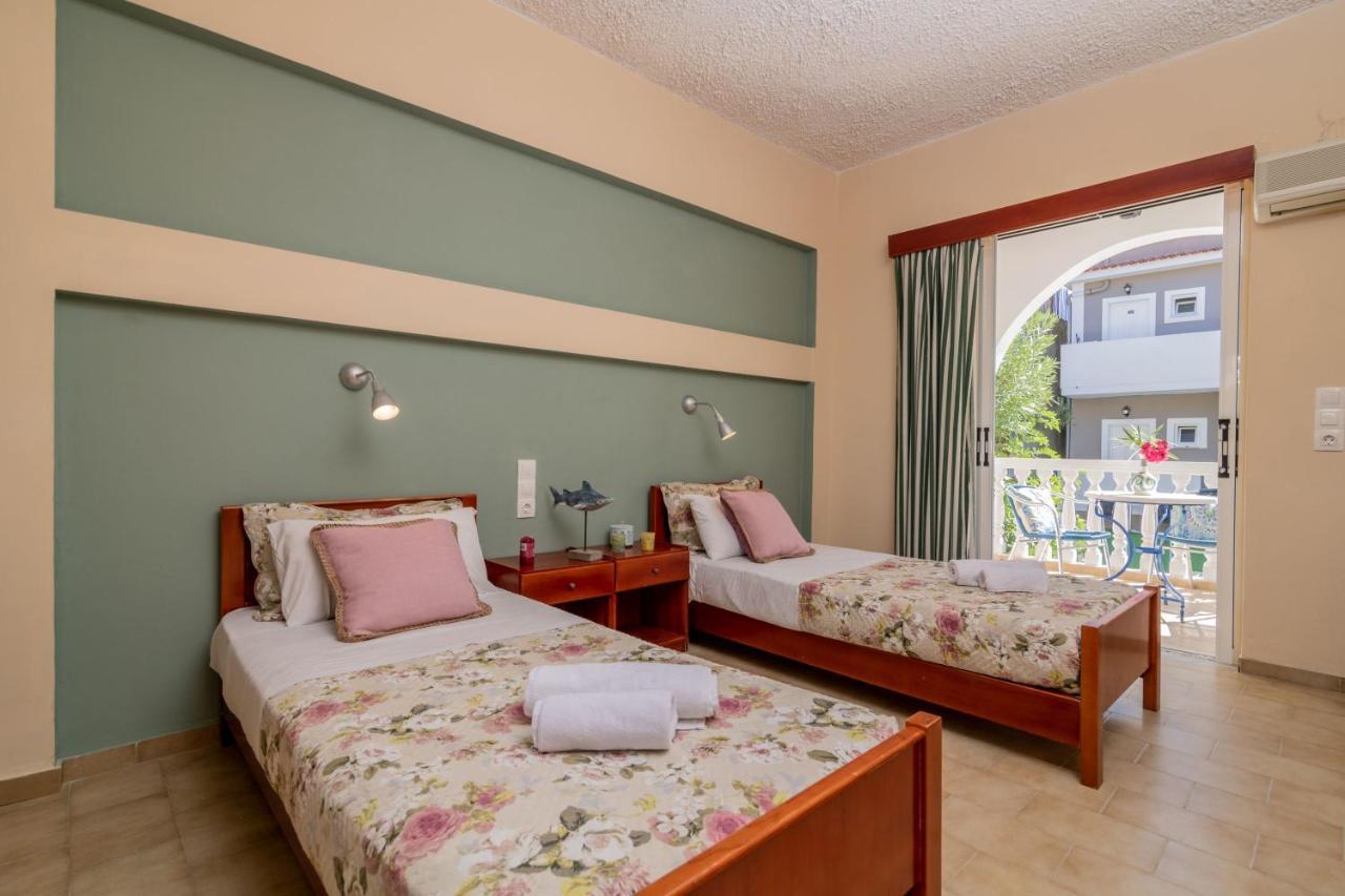 Aparthotel The Place *
